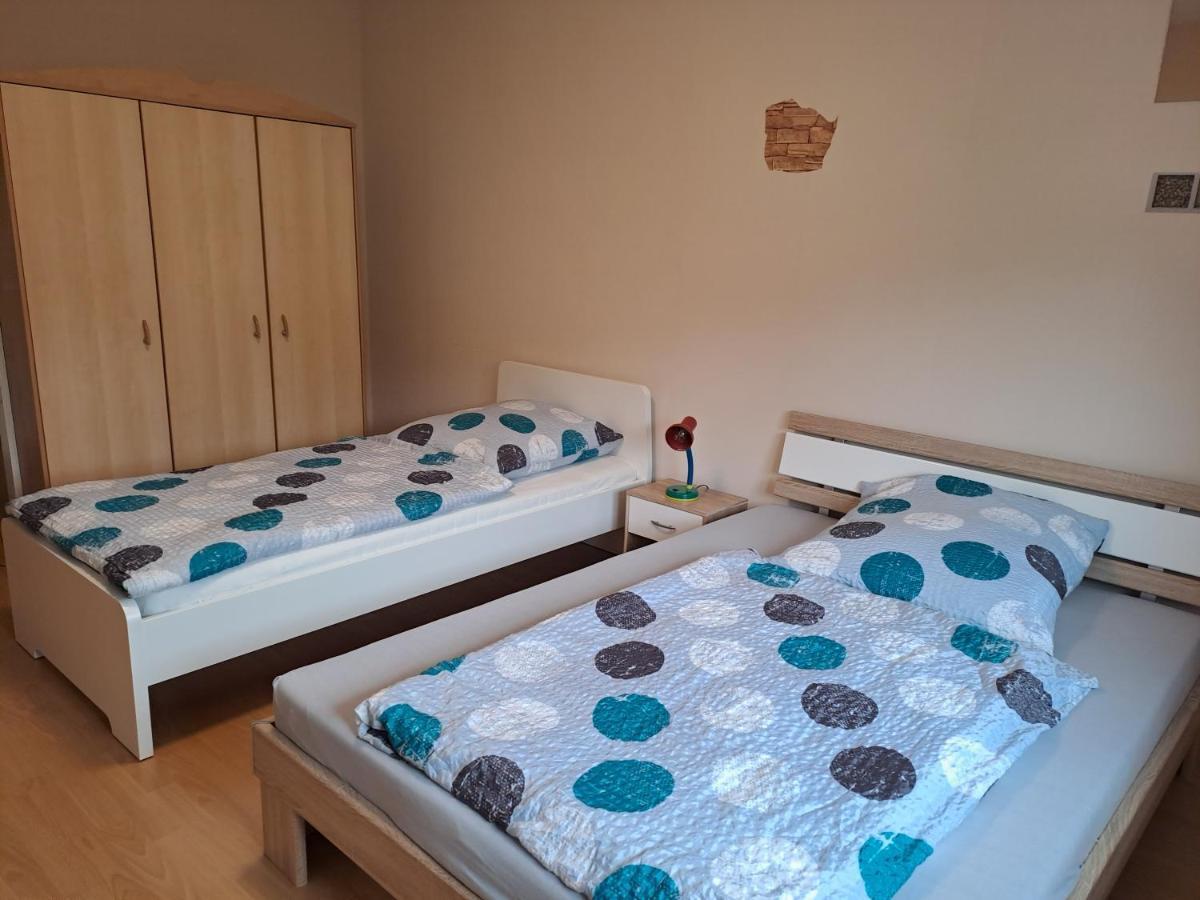 Ferienwohnung Schleiten Püttlingen Exteriör bild